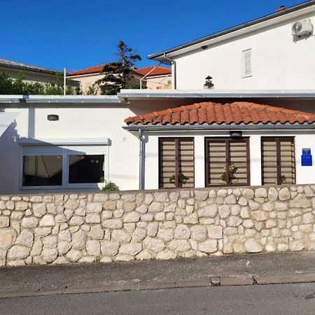 Holiday House With A Parking Space Novi Vinodolski - 17533 Exterior foto